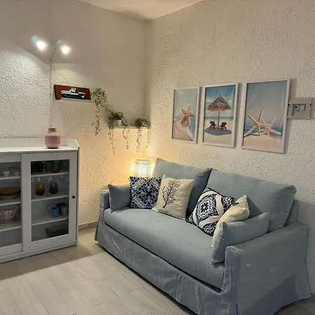 Da Paola Sul Mare A Apartment Golfo Aranci