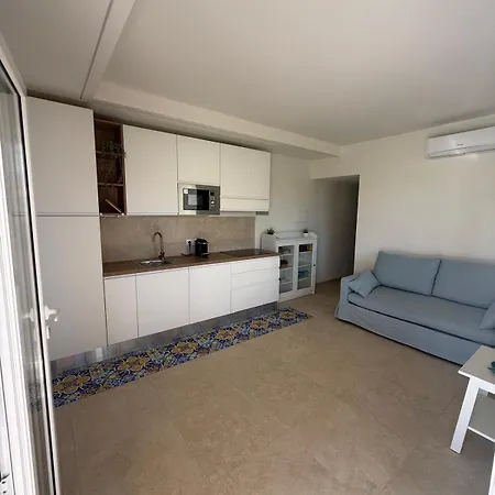 Apartment Da Paola Sul Mare A