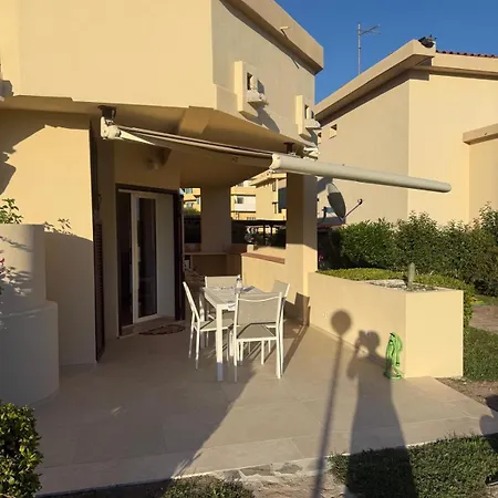 Apartment Da Paola Sul Mare A *