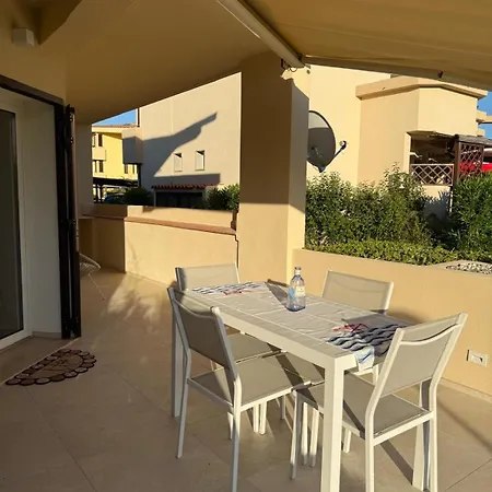 Apartment Da Paola Sul Mare A *