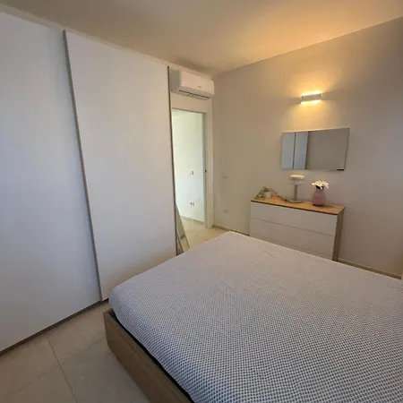 Apartment Da Paola Sul Mare A Golfo Aranci